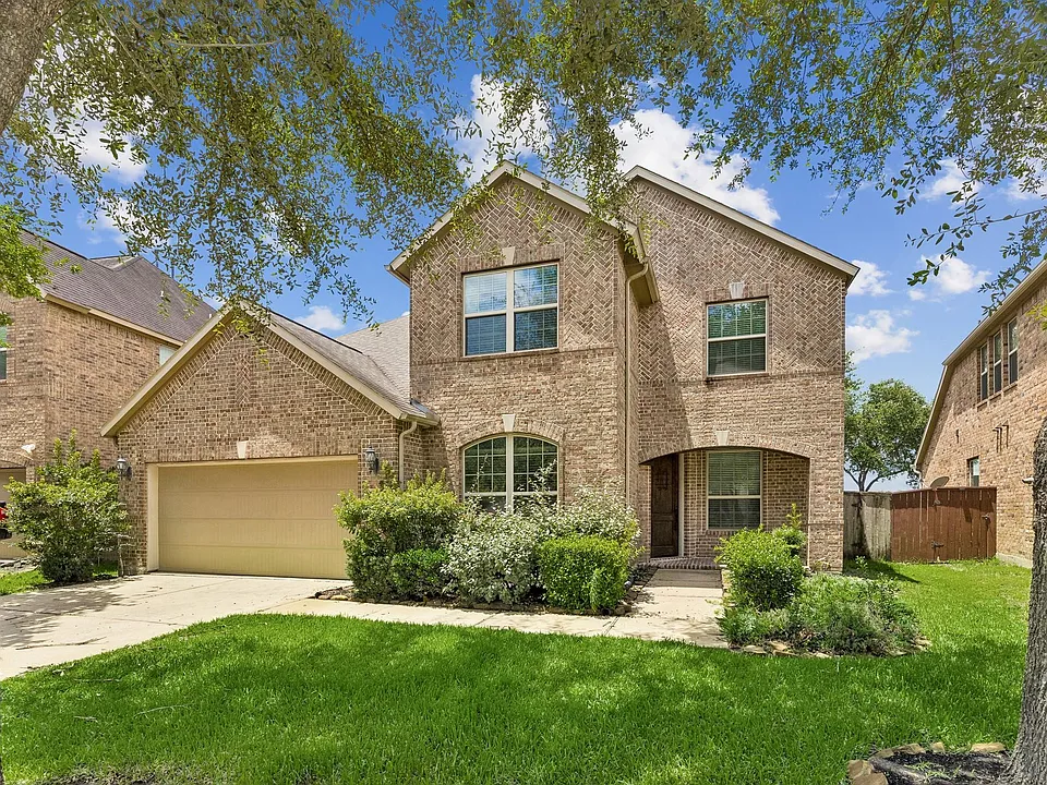 27903 Hunters Rock Ln