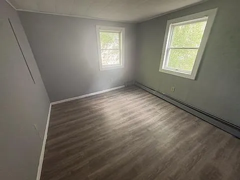211 E Ridge St — Photo 4