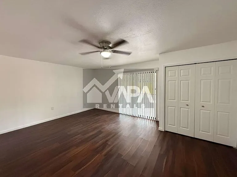 407 Creath Pl — Photo 12