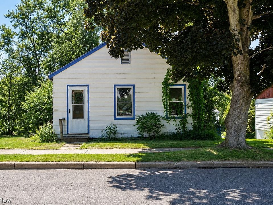 1st image of 256 Ridge St