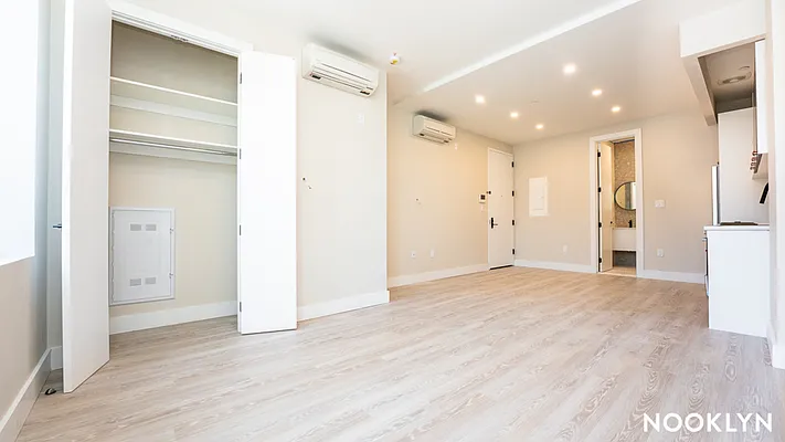 Rented by Nooklyn NYC LLC | media 5