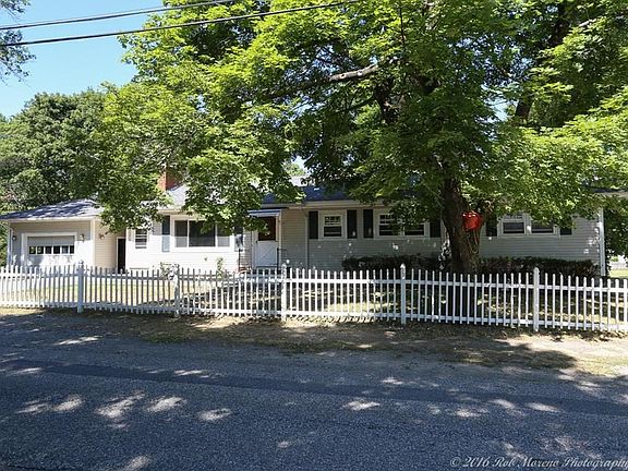 3rd image of 31 Longwood Ave