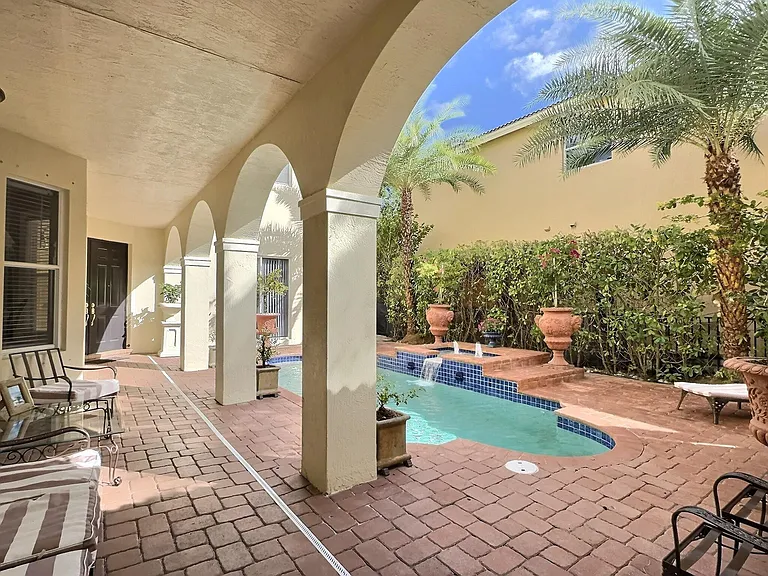9183 Nugent Trl — Photo 5