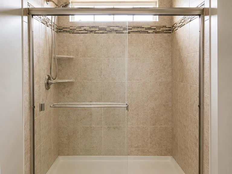 18 Beverly Ln — Photo 14