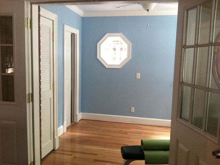 N Pershing Dr — Photo 9