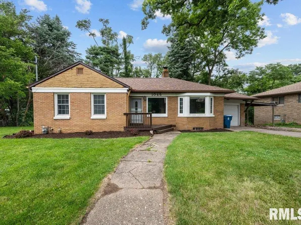 1045 20th Ave, East Moline, IL 61244