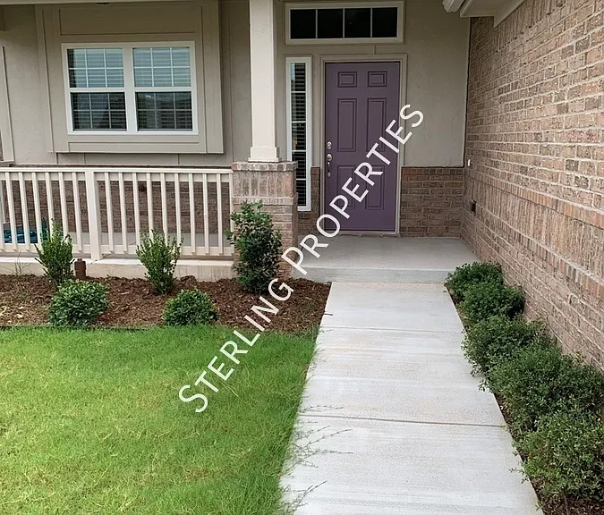 1020 Old Frisco Rd — Photo 2