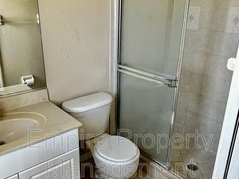 1137 NW Juanita Pl — Photo 8