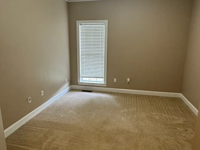 133 Ivybrook Cv — Photo 13
