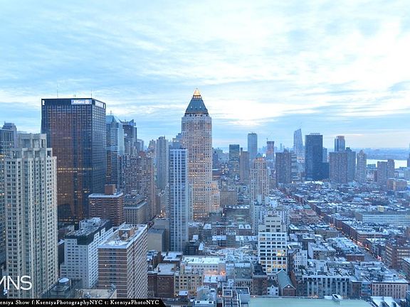 2nd image of 322 W 57th St APT 54T2