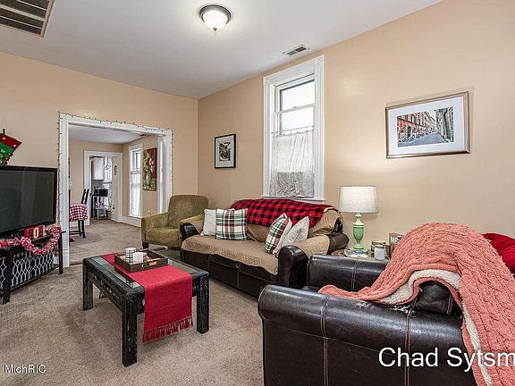 4th image of 424 Henry Ave SE #2