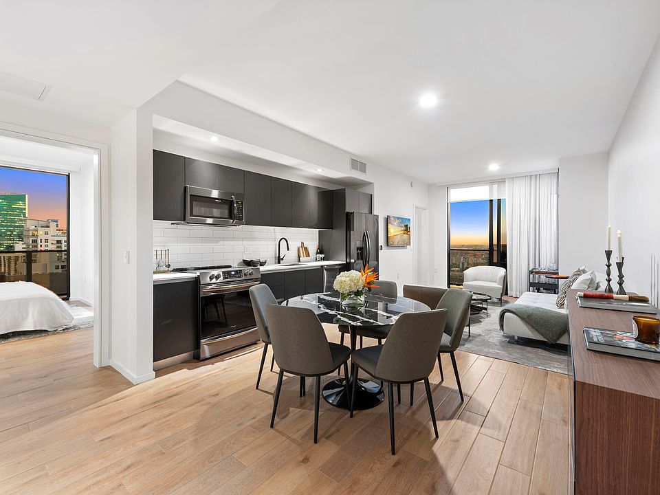 Kitchen Living Area