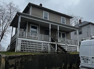 10-12 John St, West Warwick, RI 02893