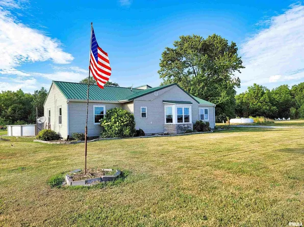 13021 Old Highway 50, Clay City, IL 62824