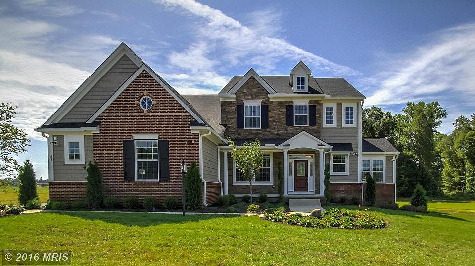1st image of 81 Brenthem Farm Dr
