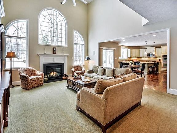 3rd image of 251 Strawberry Cir