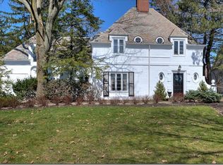 23199 Hardwick Rd, Shaker Heights, OH 44122