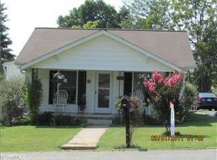 7820 Cherry St, Rural Hall, NC 27045