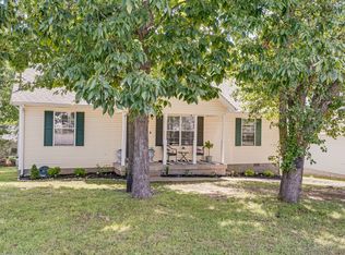 304 Crockett Ct, La Vergne, TN 37086