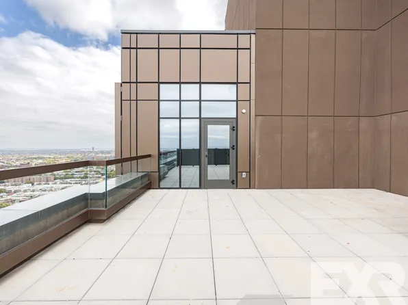 2230 Cropsey Avenue image 12 of 14