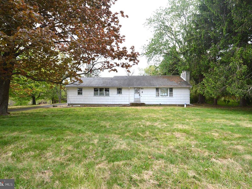 1st image of 163 Rocktown Lamb Rd