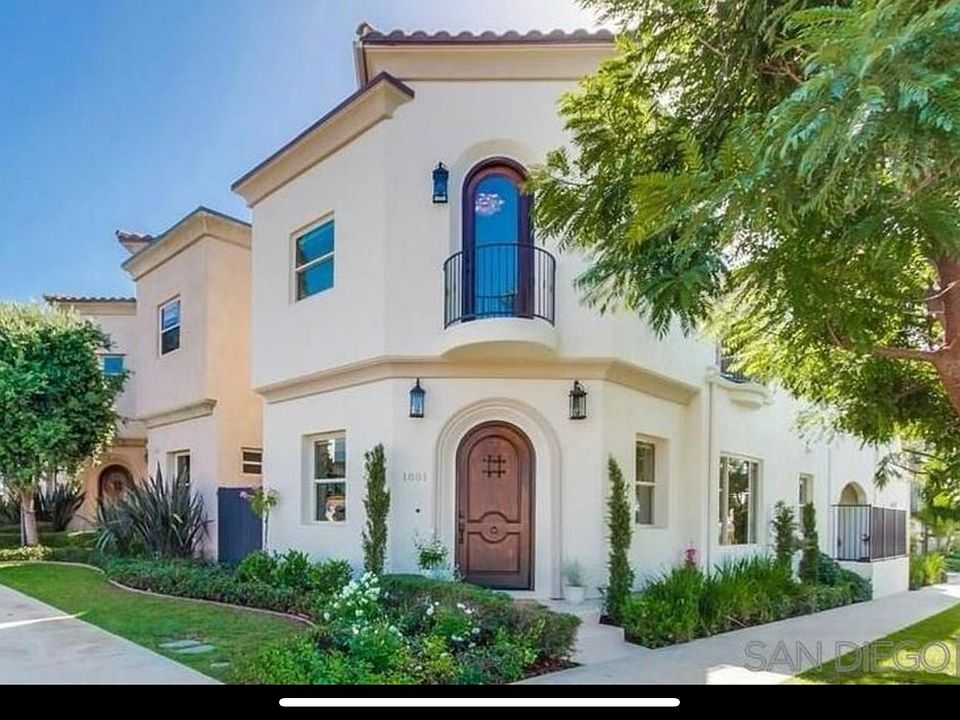 Newly renovated villa style house situated on a tree lined street