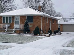 6410 Monmouth Dr, Parma, OH 44129