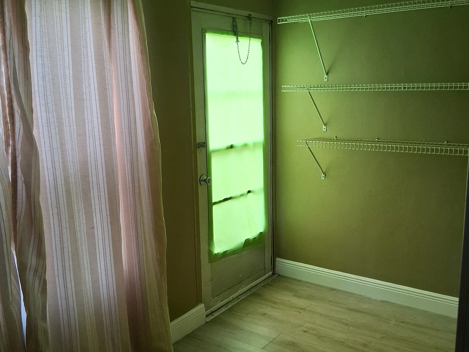 2 bed, 1000 sqft, $1,700 — Photo 4