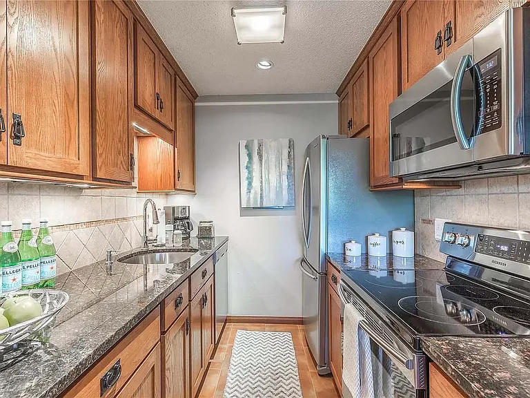 1233 N Ogden St #STREET511 — Photo 15