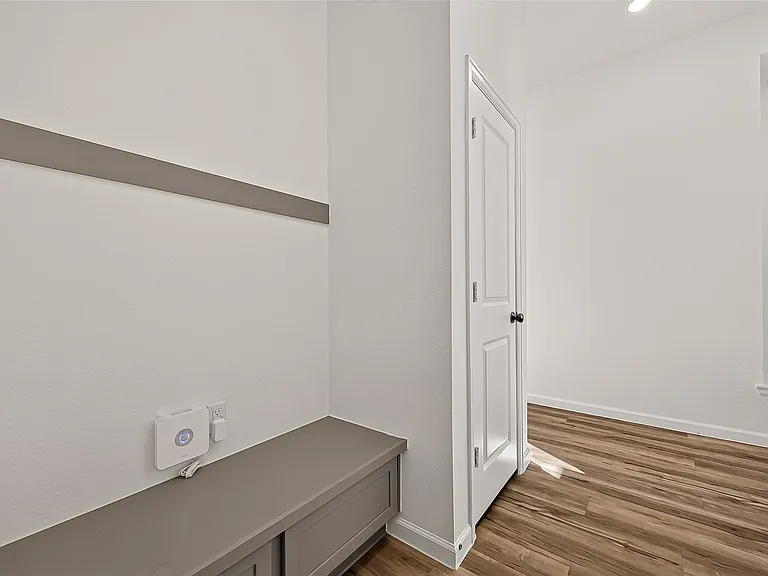 5558 Amber Brook Ln — Photo 11