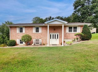 1826 Rim Rd, Quincy, IL 62305