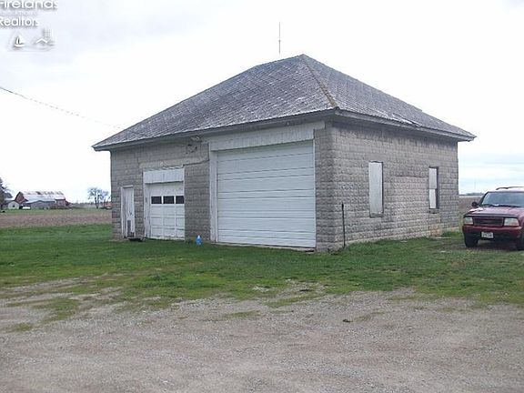 4th image of 2557 County Road 294