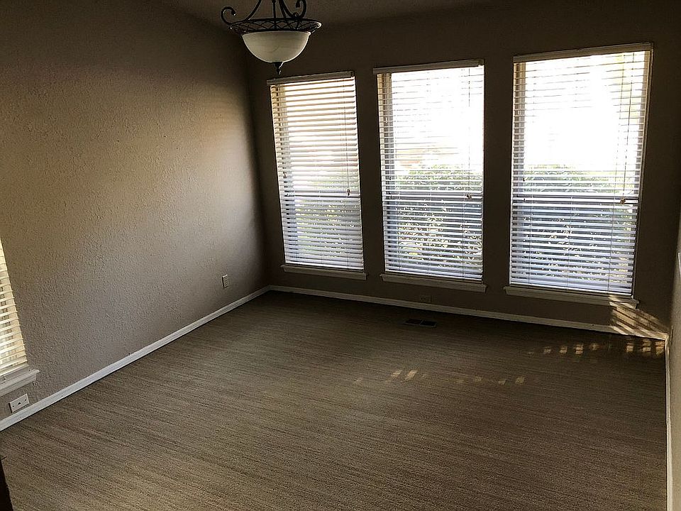 1st image of 3007 E Jackson St