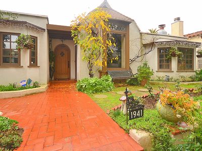 1941 Midvale Ave, Los Angeles, CA, 90025