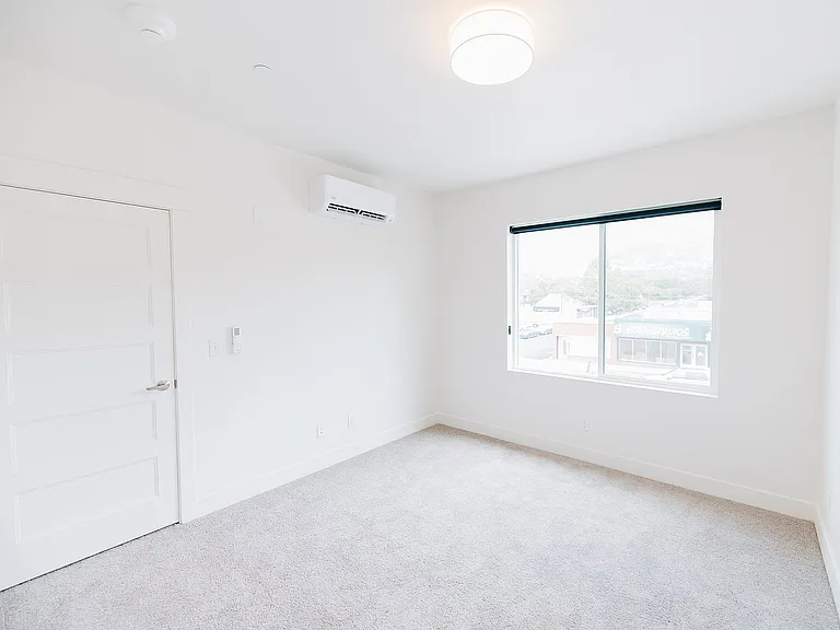404 S Main St #201 — Photo 10