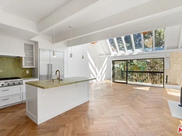 33 E Reef St #4, Marina Del Rey, CA 90292