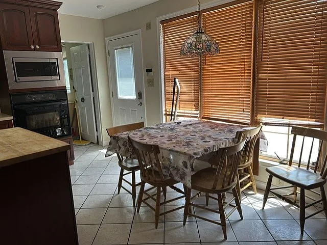 29 College Dr — Photo 9
