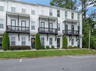 211 Sessions St, Woodstock, GA 30188