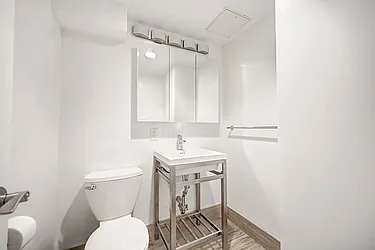 Rented by Urbane Brokerage