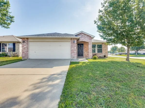 9200 Delano Ct, Fort Worth, TX 76244