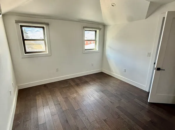 134 Beach 122nd Street image 7 of 9