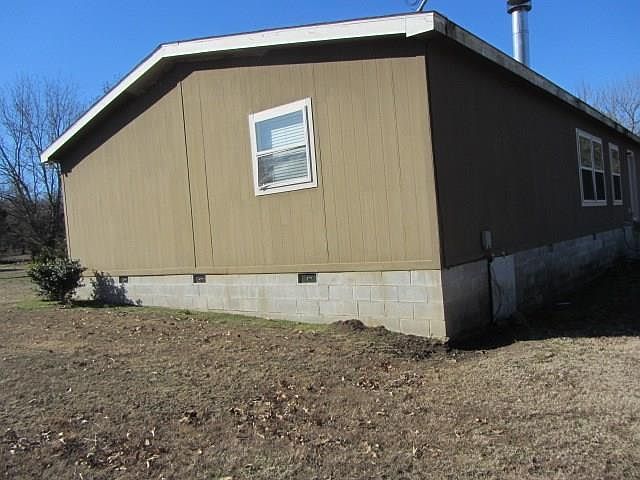 2nd image of 5062 SE Cravens Rd
