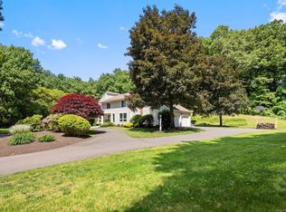 144 Ayrshire Ln, Avon, CT 06001