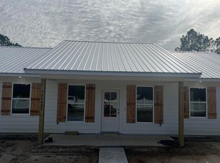 26400 Ponchatoula Dr, Springfield, LA 70462