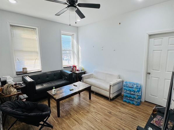 482 Avenue C APT 1, Bayonne, NJ 07002