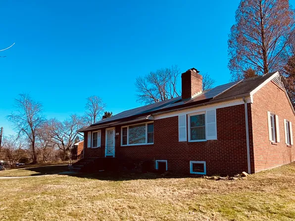 3301 Gumwood Dr, Hyattsville, MD 20783