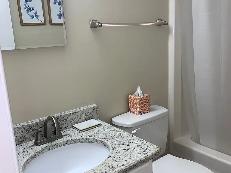 103 E Lockhaven Dr #G — Photo 22