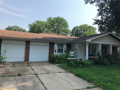 1665 Central Pkwy, Florissant, MO, 63031