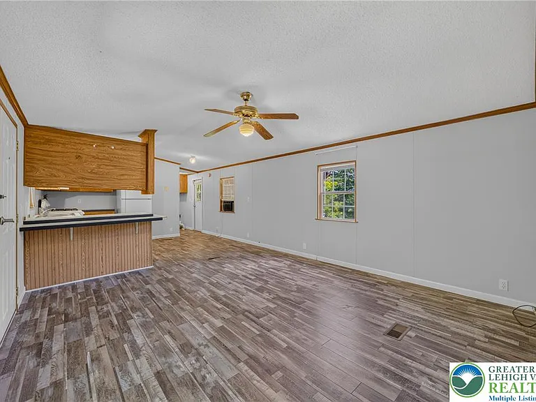 2674 Williams Rd — Photo 16