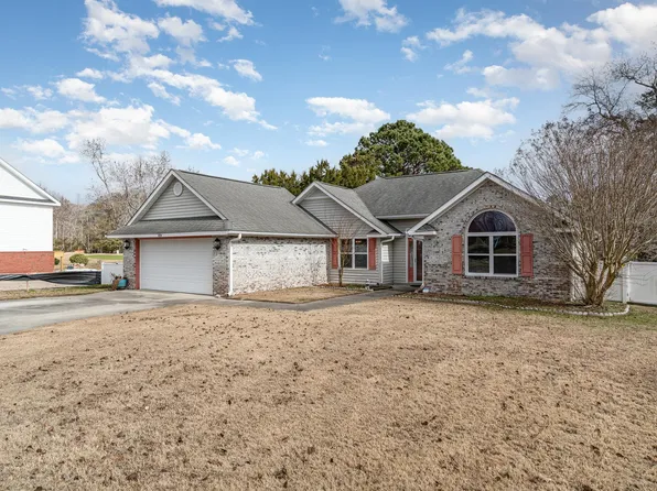 424 Meadow View Ct., Longs, SC 29568
